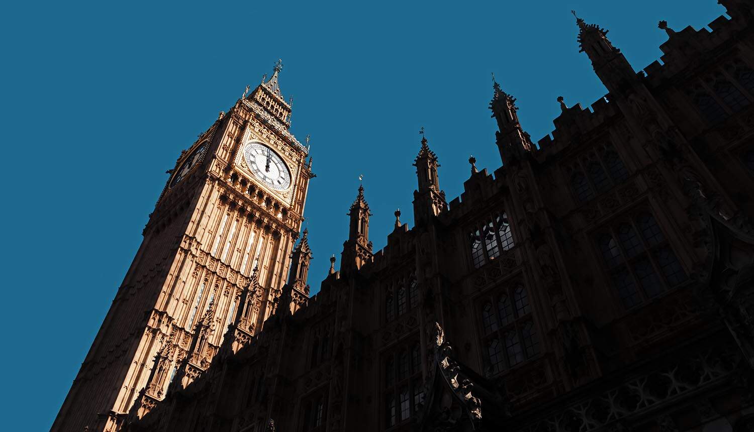 No More Apple Encryption Backdoor; US Says UK is Dropping Its ADP Demand